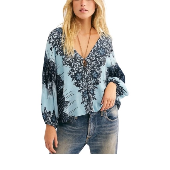 Free People Tops - Free People Birds of A Feather Floral Oversized Top Women’s Small Blue Boho